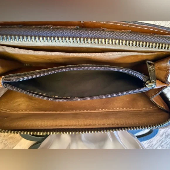 Patricia Nash Tan Embossed Floral Wallet - Picture 9 of 15